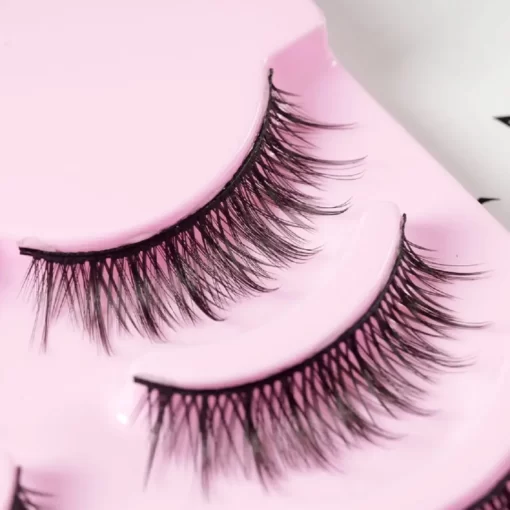 Manga lash extensions